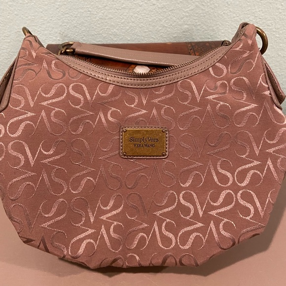 Vera Wang Signature Satchel - Picture 1 of 6